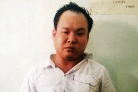 Chiêu "lừa tình" gái trẻ rồi cướp tài sản của gã "công an rởm"