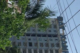 Kinh hãi phát hiện bạn trai ngoại quốc treo cổ trong chung cư