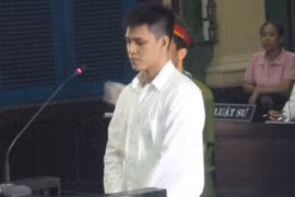 Vụ án giết người từ bức ảnh bạn đồng tính với trai lạ trên Facebook