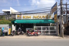 Vụ dùng súng cướp tiệm vàng trong nháy mắt qua lời kể nhân chứng