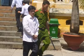 Dùng điện bẫy chuột thành ra “bẫy” người