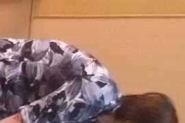 Cạo gió, giác hơi ế ẩm, "tú bà" chuyển sang chứa mại dâm