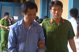 Bi kịch gã chồng câm điếc đâm chết tình địch, đòi lại sính lễ