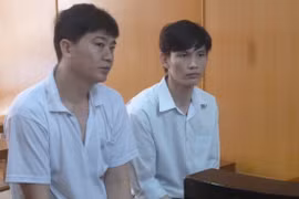 Tài xế thông đồng trộm xe rượu ngoại rồi hoang báo bị cướp