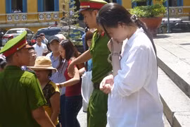 Lôi cả người tình trẻ mang thai vào tù vì ma túy