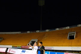 Sự cố sấm sét khiến trận Đồng Nai - Viettel phải tạm hoãn