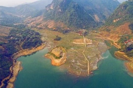 Đề xuất phát triển lòng hồ thủy điện Sơn La thành khu du lịch giải trí hàng đầu châu Á