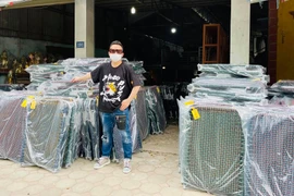 Ca sĩ Tùng Dương quyên góp hơn 3 tỷ đồng hỗ trợ TP.HCM chống dịch 