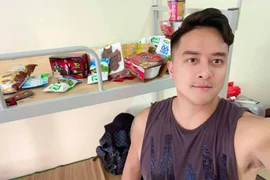 Cao Thái Sơn nhận kết quả xét nghiệm Covid-19 tại khu cách ly tập trung