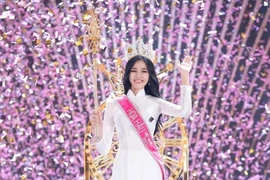 Đỗ Thị Hà sẽ sang Puerto Rico để thi “Miss World 2021”