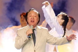 NSND Quốc Hưng xúc động nhớ về NSND Trung Kiên: "Thầy đã lỗi hẹn với đêm nhạc của chính mình!"