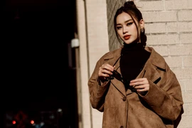 Bị nhiễm Covid-19, Hoa hậu Đỗ Thị Hà chia sẻ: "Đón nhận và thích ứng" 