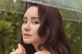 Ca sĩ Vy Oanh khởi kiện Hoa hậu Thu Hoài