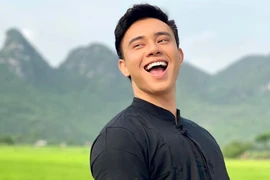 Đông Hùng bất ngờ trở lại ấn tượng với MV đậm chất Rock Ballad