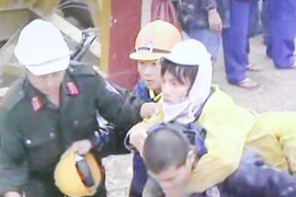 Giải cứu thành công 12 công nhân sau 82 giờ