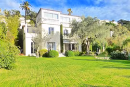 Trung Quốc rao bán biệt thự của Bạc Hy Lai ở Pháp