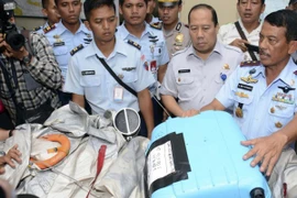 Tai nạn máy bay QZ8501 của AirAsia: Ưu tiên hàng đầu là tìm kiếm thi thể nạn nhân