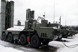 Nga khẳng định không bàn giao S-400 cho Trung Quốc trước năm 2018