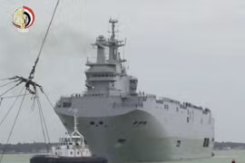 Pháp bàn giao chiếc tàu Mistral đầu tiên cho Ai Cập