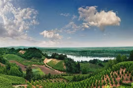 Nga đang xây căn cứ quân sự ở Serbia?