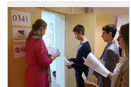 Nga: Cụ già 85 vẫn đi thi đại học