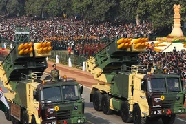 Ấn Độ thử thành công tên lửa bắn loạt Pinaka phiên bản hiện đại