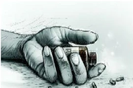 Ấn Độ: Làm ăn thua lỗ, cha mẹ đầu độc con rồi tự vẫn