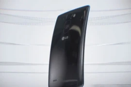 LG G Flex 2: Vũ điệu đường cong