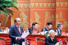 Thủ tướng Nguyễn Xuân Phúc điều hành phiên thảo luận dự thảo văn kiện trình Đại hội XIII