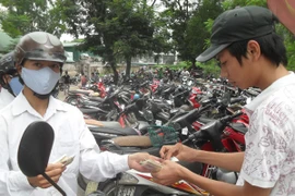 Bộ GTVT: Rút lại kết luận Hà Nội “thất thu 20 tỷ đồng” phí trông xe