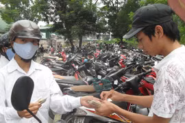 Bộ GTVT: Rút lại kết luận Hà Nội “thất thu 20 tỷ đồng” phí trông xe