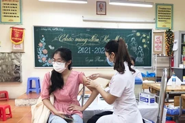 Tranh thủ từng phút, từng giờ, tận dụng giãn cách để xét nghiệm, tiêm vaccine an toàn, hiệu quả