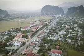 Vi phạm điều Đảng viên không được làm, Phó Chủ tịch huyện bị kỷ luật