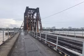 Hà Nội chuẩn bị nghiên cứu sửa chữa cầu Long Biên