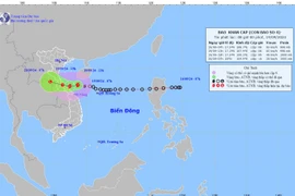Bão số 4 chỉ còn cách đất liền hơn 170km, dự báo chiều nay đổ bộ Quảng Trị-Quảng Nam