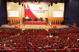 Thảo luận về nhân sự dự kiến giới thiệu vào Ban Chấp hành Trung ương khoá XIII