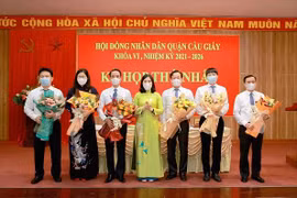 Hà Nội: Phê chuẩn Chủ tịch, Phó Chủ tịch Cầu Giấy, Tây Hồ, Nam Từ Liêm, Đông Anh, Hoài Đức…