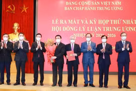 Đồng chí Nguyễn Xuân Thắng làm Chủ tịch Hội đồng Lý luận Trung ương