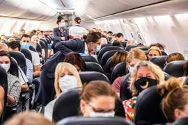 Hành khách gây rối trên máy bay tăng bất thường