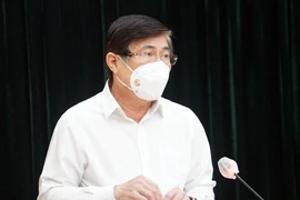 TP HCM: Người dân không được ra đường sau 18 giờ từ tối mai, 26-7