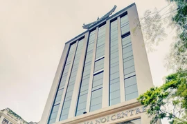 Hà Nội: Thêm 2 khách sạn ở trung tâm làm cơ sở cách ly, tất cả người nhập cảnh đều phải khai báo y tế