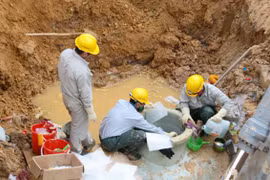 Vinaconex "nhận khuyết điểm" vì 9 lần vỡ đường ống nước sông Đà