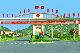 Dùng bằng tốt nghiệp THPT không hợp pháp để được đề bạt, huyện uỷ viên bị cách chức