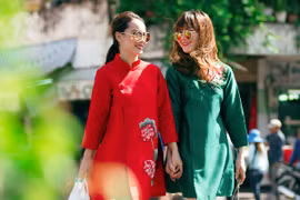 Ngỡ ngàng với phong cách thời trang của chị em Yến Trang, Yến Nhi