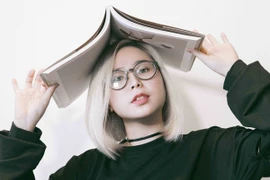 Tiên Nguyễn - nữ nhiếp ảnh gia chuyên chụp cho các hoa hậu