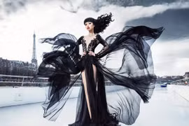 Siêu mẫu Việt Nam "khuấy đảo" sàn diễn Haute Couture năm 2017