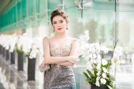 Á hậu Huyền My diện đầm đuôi cá quyến rũ, khoe vòng một đầy gợi cảm