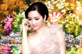 Hoa hậu Giáng My diện đầm lệch vai cực quyến rũ