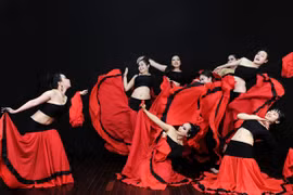 Vũ đoàn bellydance "nóng" trước giờ đến Festival Huế 2016