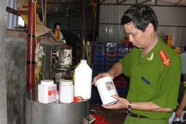 Rùng mình nước tăng lực “STINHP” bổ dưỡng